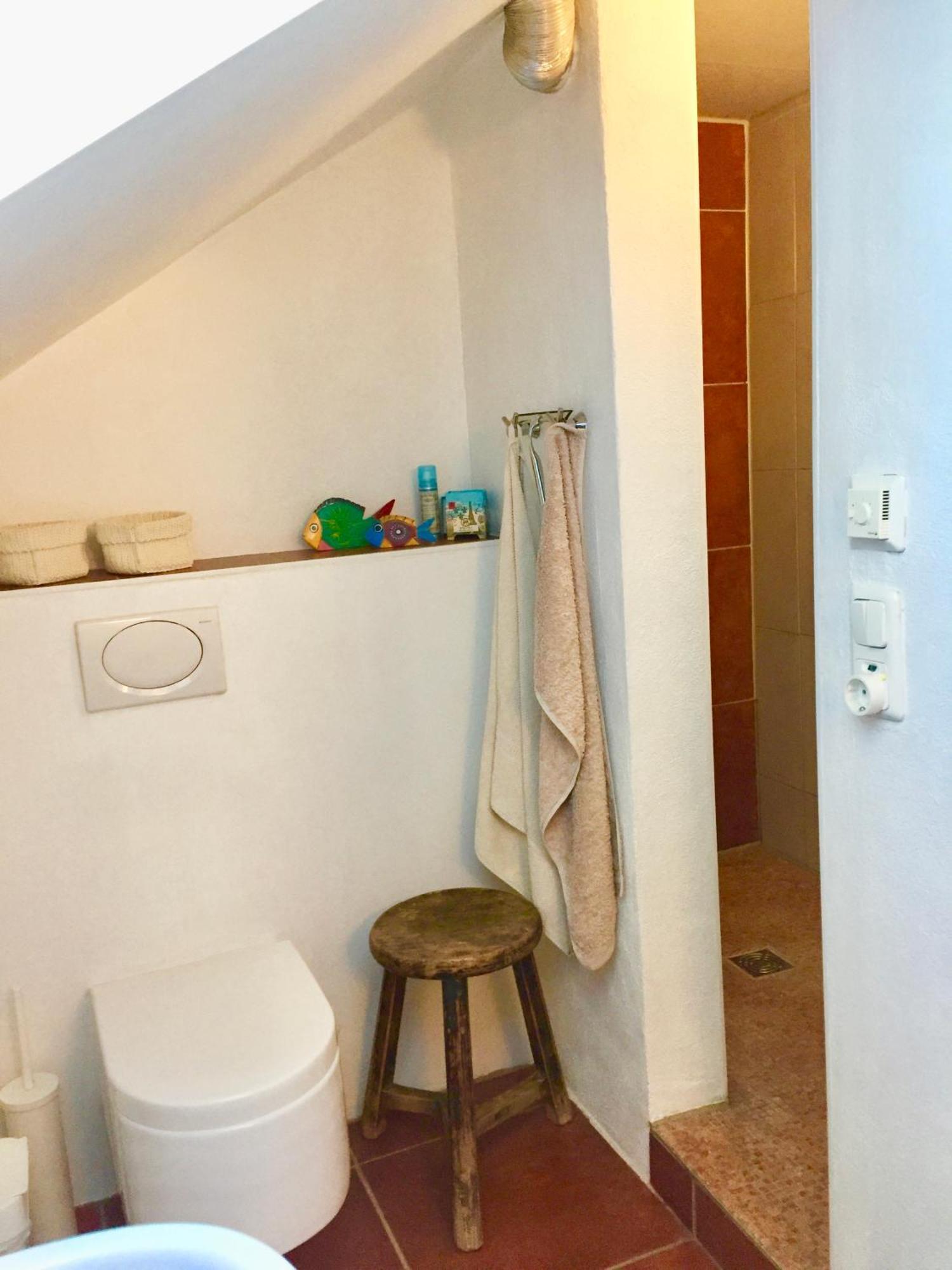 Charmante Ferienwohnung Mit Balkon Im 5-Seen-Land Hechendorf am Pilsensee Luaran gambar
